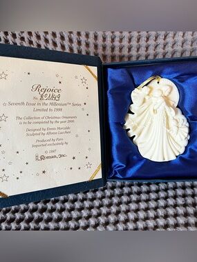 Roma Millennium Collection “Rejoice” Ornament 1998